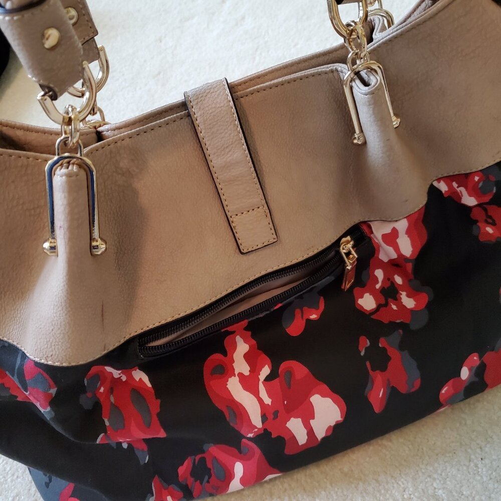 Black Rivet Black/Red Faux Leather Braided Handle Shoulder Bag Set - Picture 8 of 10